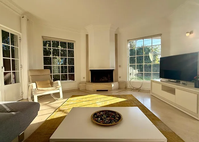 Serenity アパート カスカイス